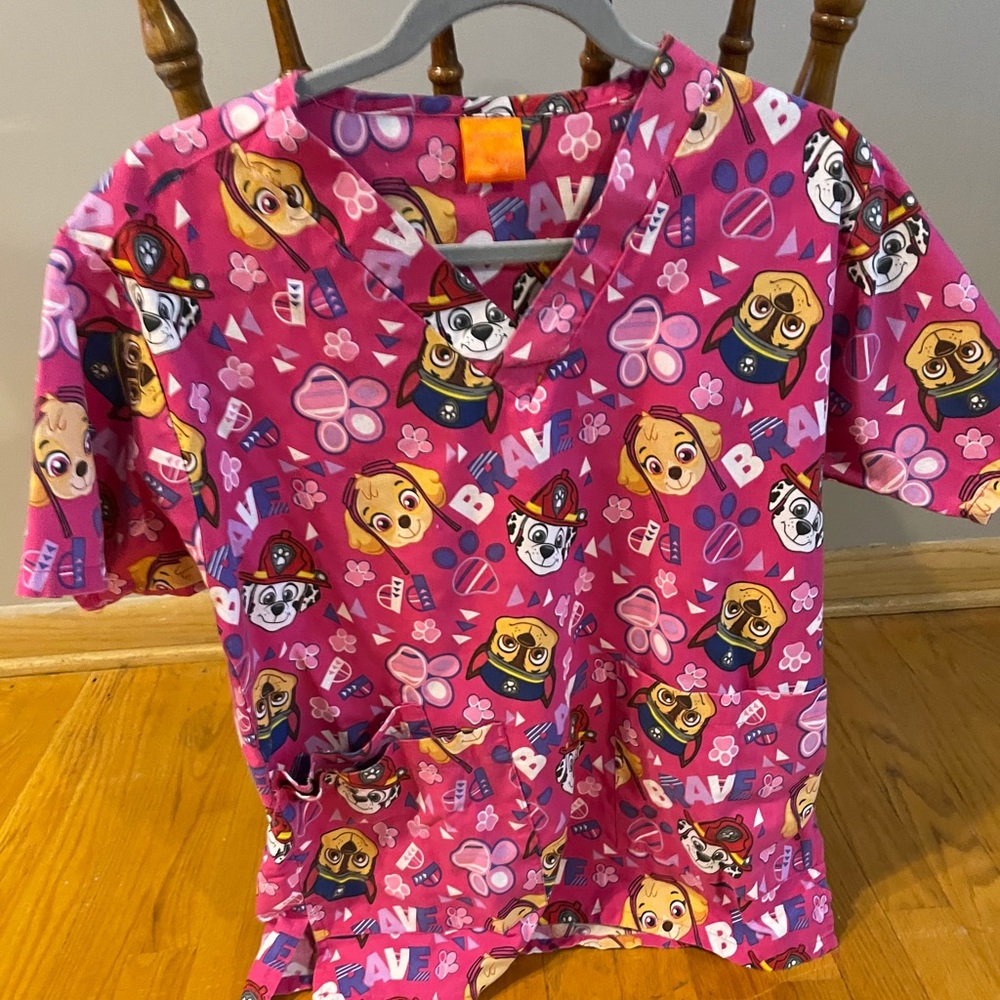 Scrub top